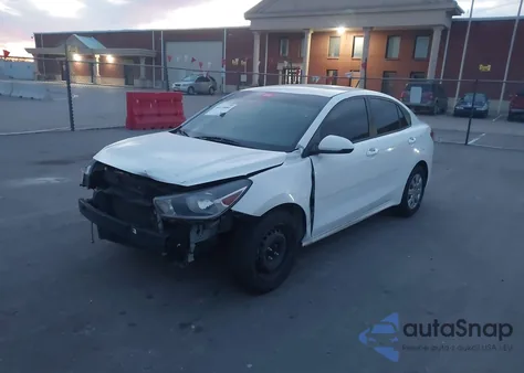 2021 Kia Rio Lx z USA, uszkodzony, nr VIN 3KPA24AD9ME430436